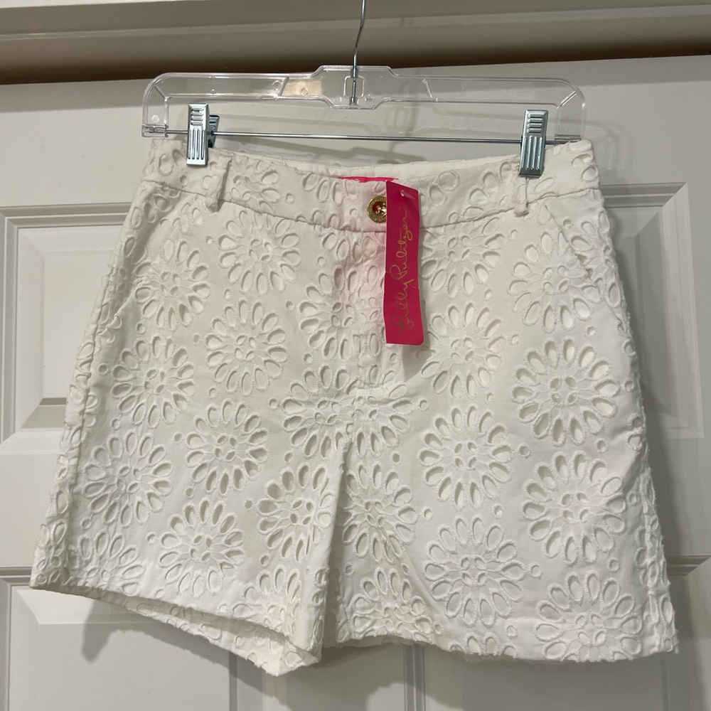 Lilly Pulitzer White Gretchen High Rise 5” PinWheel Eye Shorts